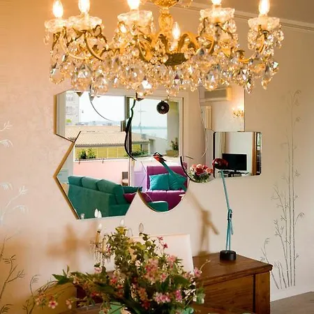 Garda Blue Luxury Apartment *