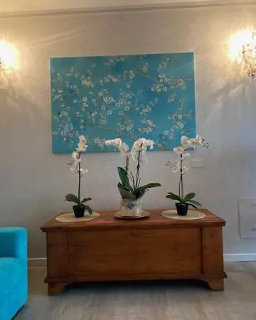 Garda Blue Luxury * 代森扎诺-德尔加达