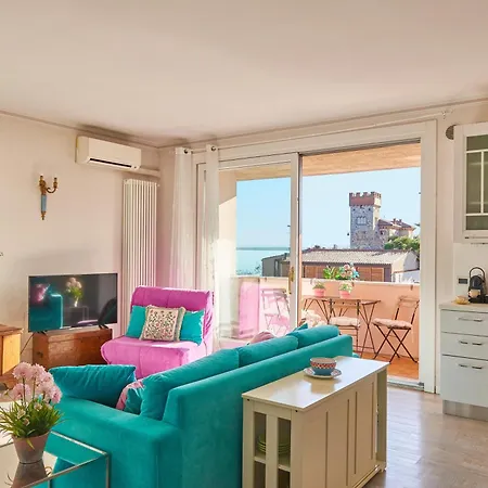 Garda Blue Luxury 代森扎诺-德尔加达